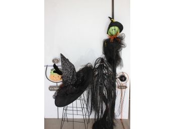 Halloween Light, Lighted Tree, Hat, Metal Stand 32 In Tall-miscellaneous