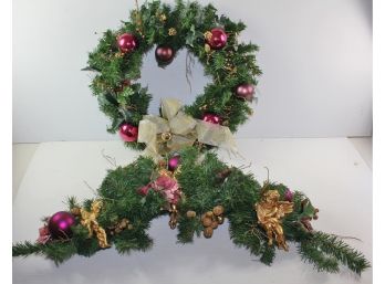 Beautiful Christmas Wreath 20in Deep And Swag 33 In Wide