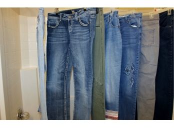 Women's Jeans-mostly 10's-a Couple 12's-mostly Petite