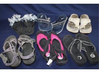 5 Pair Sandals And 1 Watershoe  Morrell, Nike, Size 8 To 9