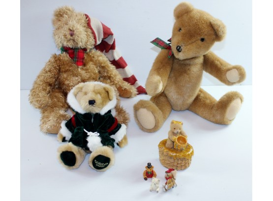 Christmas Bear Lot-three Stuffed Godiva, Chestnut By Russ And Small Bear Trinkets