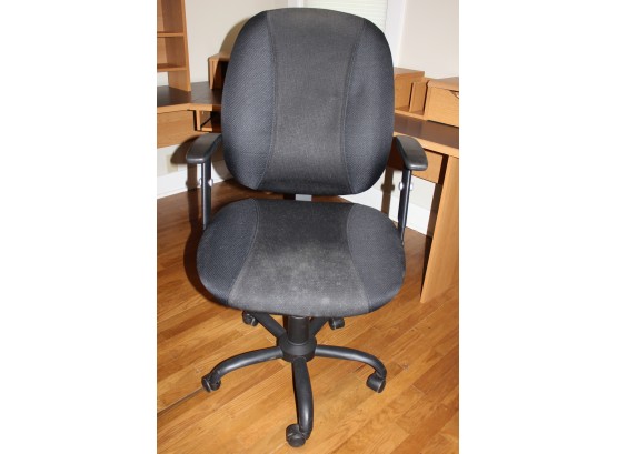 Nice Large Cloth Computer Chair-adjustable-height, Swivels