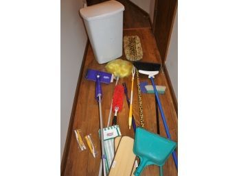 Sterilite Trash Can And Cleaning Items
