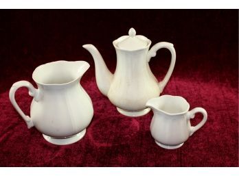 Vintage Federalist Ironstone-large Teapot With Marbling, Pitcher And Creamer