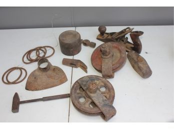 Miscellaneous Antiques Pulleys, Hammerheads, Wood Plane Etc