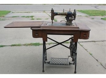 Antique White Rotary Sewing Machine With Cabinet Serial # Fr309 2452