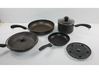 Farberware Pans And One Miscellaneous Fry Pan, Etc