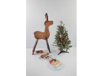 Wooden 26 In Tall Reindeer And Battery Powered Light Up Tree With Ornaments, Cute 22 Inch Tall Shovel