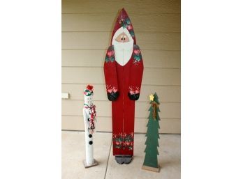 6 Ft Wood Santa, Plus Snowman And Tree