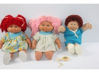 Cabbage Patch 1985 Boy, Two Girls Are Cabbage Patch Style But Not