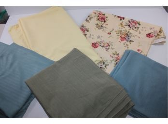 5 Tablecloths - Sage 60 X 114, Blue 60 X 122, Blue 60 X 82, Yellow 60 X 101, Floral 80 X 60