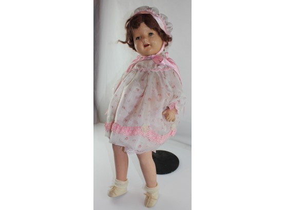 Large Composite Doll, Probably Used To Cry, Marbling And Crack In Composite, Underslip Tattered, Broken Finger