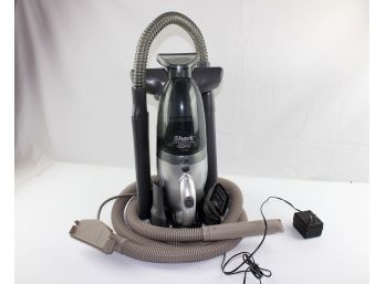 Shark Cordless Wet/dry Hand Vac With Attachments