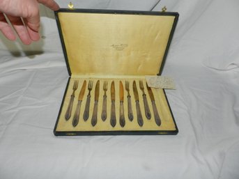 ANTIQUE SET OF FRENCH FLATWARE IN BOX