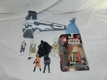 COLLECTION OF STAR WARS ACTION FIGURES MODEL ROCKET