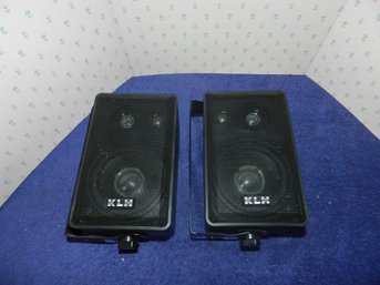 KLH MODEL 403A BOOKSHELF SPEAKERS WITH MOUNTING BRACKETS