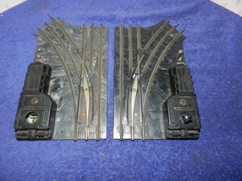 PAIR OF VINTAGE LIONEL 1122 O GAUGE SWITCHES RIGHT & LEFT