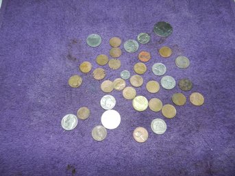 SMALL COIN COLLECTION BUFFALO NICKELS WHEAT PENNIES INDIAN HEAD SOME FOREIGN