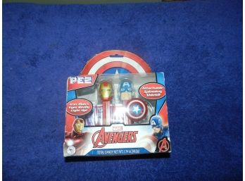 Marvel Avengers 2016 PEZ Set Ironman Captain America
