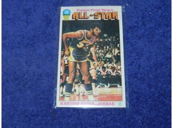 Vintage 1976-77 NBA Topps Kareem Abdul Jabbar # 126 All Star Card