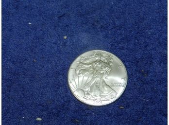 2001 Silver Eagle Coin 1 Oz Silver