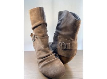 Dr Scholls Boots - Size 8