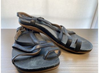 Chaco Flats - Size 8