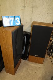2 Large Onkyo Bass Reflex Speakers