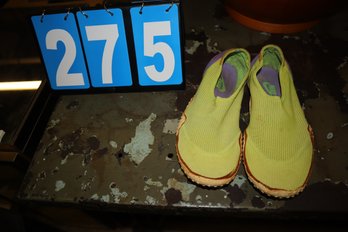 Vintage Nike Size 9 Shoes - Aqua Gear