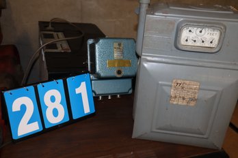 2 Electronics - Roj & Vella Biella Italy & Vintage Boston Meter