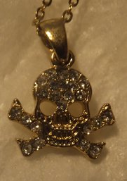 20' SCULL HEAD NECKLACE