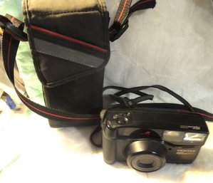 Pentax 1Q Zoom 900 Camera And Case
