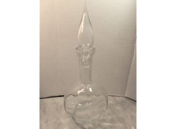 CLEAR GLASS DECANTER