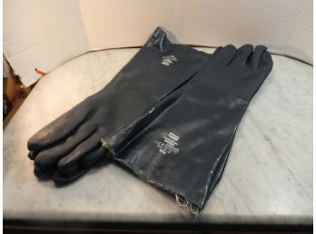 2 PAIRS ELECTRICAL GLOVES SZ 10/ XL