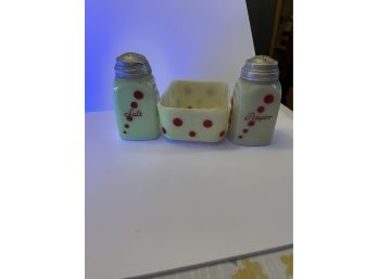 McKee Glass Company French Ivory With Red Dots Roman Arch Salt & Pepper Shaker