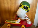 Vintage Skateboard Snoopy Toy