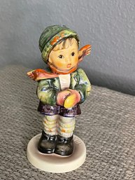 Goebel Figurine 'Holiday Harmony' West Germany Exclusive Numer COA Hummel Special Edition NEW IN BOX