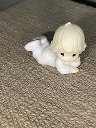 Enesco Precious Moments Baby Girl Lying Down E2852F New In Box