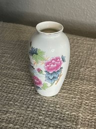 Chinese Bud Vase Floral