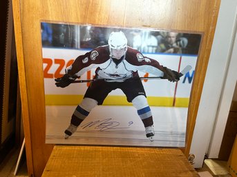 Colorado Avalanche Autographed Photo Matt Duchaene #9, NHL, Hockey