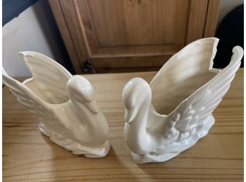 Set Of 2 Vintage Swan Planters, Book Ends, Mcm, White McCoy Pottery