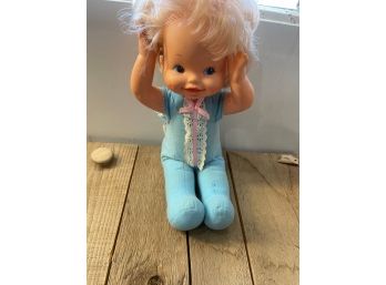 1981 Vintage Mattel 15' Bye Bye Diapers, Clapping Doll, Caucasian