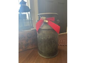Antique Distressed Farmhouse Metal Milk Can Black Christmas Decor Entry Way Porch Holiday Primitive Country