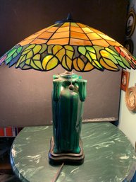 Beautiful Dale Tiffany Leaded Glass Lamp Signed