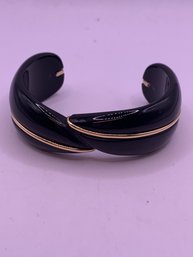 Sleek Vintage 14kt Gold Onyx Cuff  Bracelet