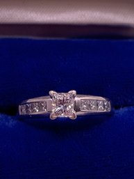 Gorgeous Princess Cut Diamond 14 Kt Gold Ring