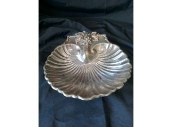 Nicely Detailed Reed & Barton Shell Form Serving Dish