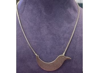 Graceful M&J Savitt Sterling Silver Dove Suspended On A Silver Chain