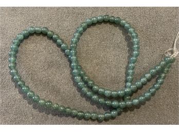 Lovely Green Jade Strand Of Beads