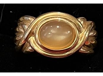 Beautiful Gilt Sterling Silver With A Center Moonstone Size 7